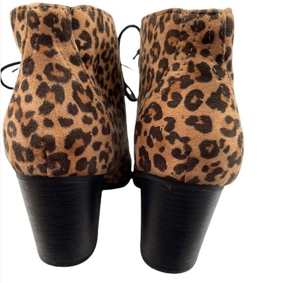 Y Not? Oana Leopard Print Tie Up Bootie Heels - Picture 4 of 8